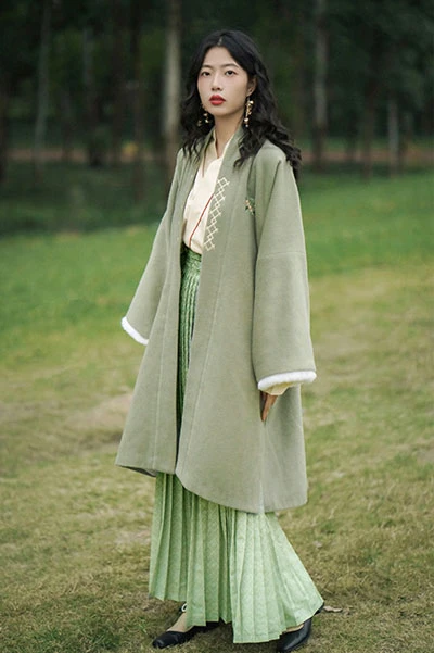 3 Essential Winter Hanfu Layering Tips in 2021