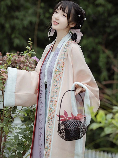 10 Must-have Hanfu Warm Long Beizi for Winter