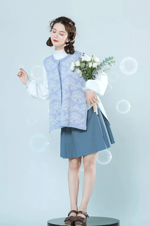 How to Match Pantone's Color of 2022 - Very Peri in Your Hanfu