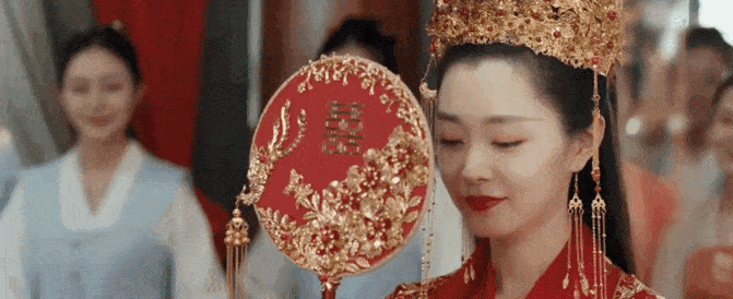 Song Yi Surprised Everyone Again! With Her Stunning Ancient Costume Look