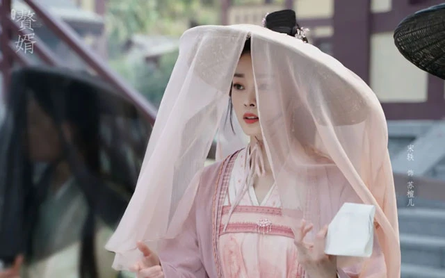 Song Yi Surprised Everyone Again! With Her Stunning Ancient Costume Look