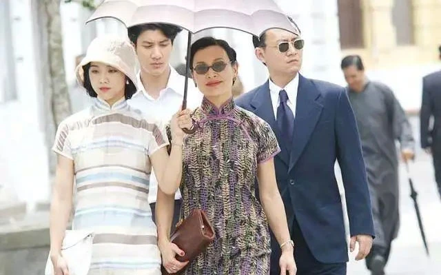 The Origin of Cheongsam and Chinese Women Is the Memory of Stunning Times