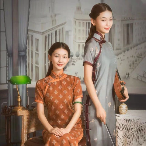The Origin of Cheongsam and Chinese Women Is the Memory of Stunning Times