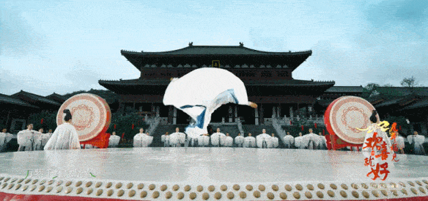 How did Chinoiserie Dance shine at the Chinese New Year Gala