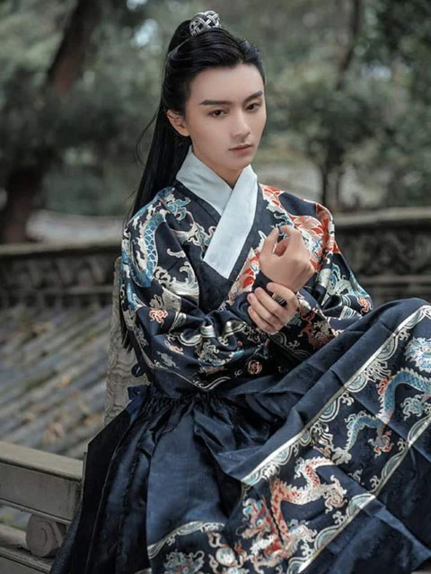 6 Most Popular Styles of Mens Hanfu