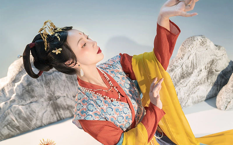 Vintage Hanfu Collection: 10 Beautiful Retro Dresses With Rich Ancient Flavor
