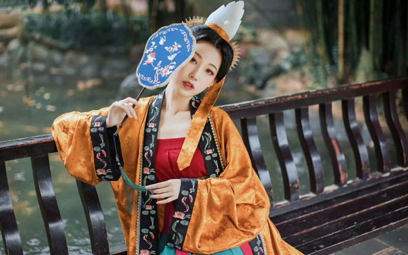 Detailed Introduction of 11 Classic Song Dynasty Woman Costumes