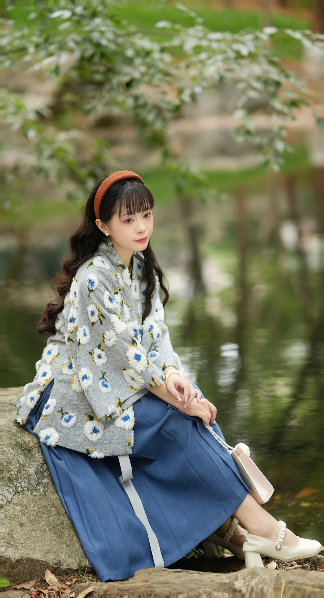 972f466c592d376c_1_circle