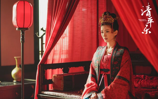 Oriental Romance - the Evolution of Traditional Chinese Wedding Dresses