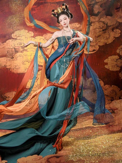 Top Popular Chinese Style Dress Culture Promoters