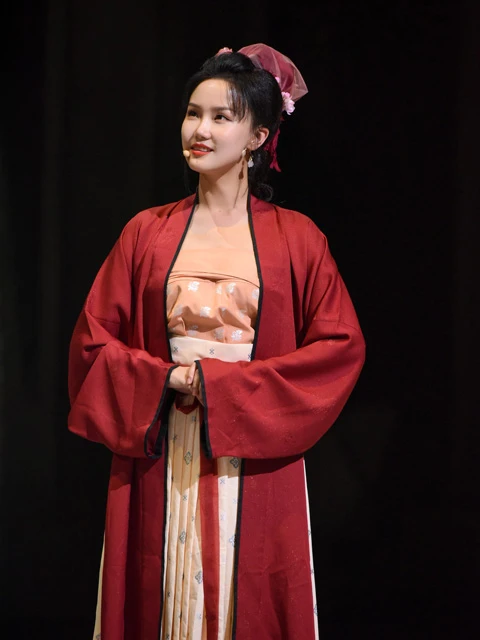 The Mews - Unmissable Hanfu Variety Show that You Should Stream Right Now