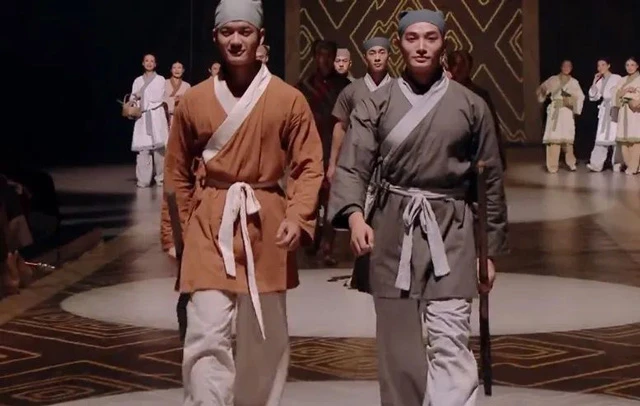 The Mews - Unmissable Hanfu Variety Show that You Should Stream Right Now