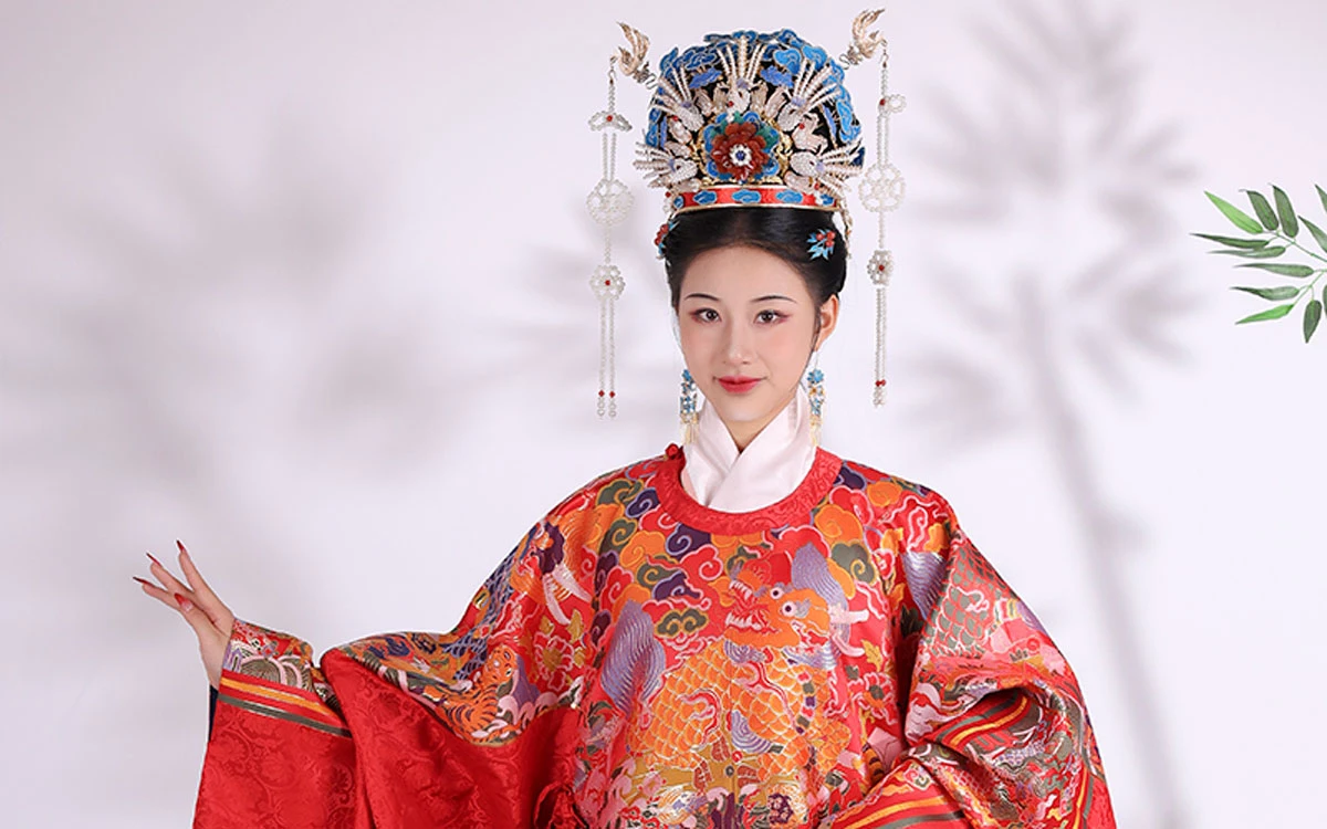 History of Ming Dynasty Makeup and Hairstyle
