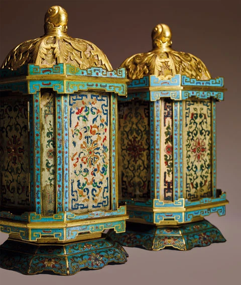 Exploring the History and Art of Chinese Lanterns