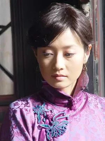 The Art of Cheongsam Collar: An Exploration of the Different Styles and Their Feature
