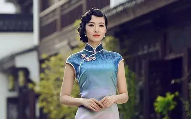 The Art of Cheongsam Collar: An Exploration of the Different Styles and Their Feature