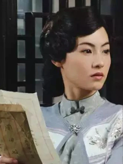 The Art of Cheongsam Collar: An Exploration of the Different Styles and Their Feature