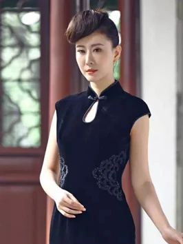 The Art of Cheongsam Collar: An Exploration of the Different Styles and Their Feature