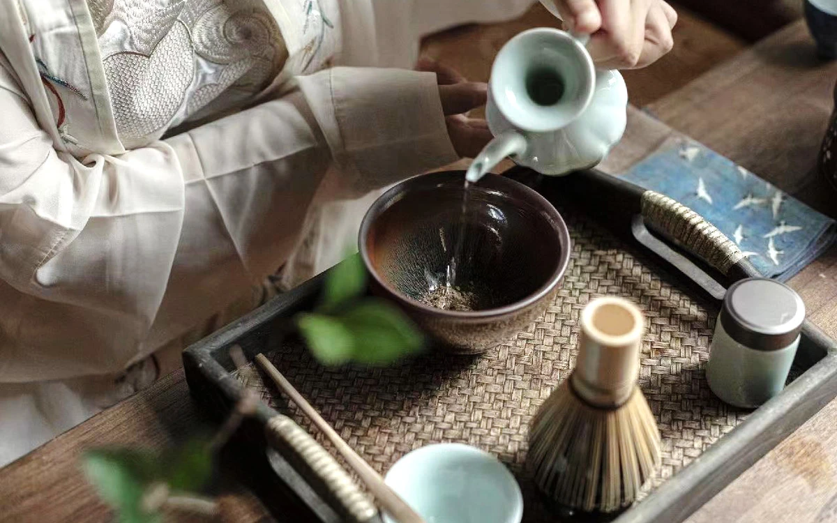 The Evolution of Chinese Tea Sets: Tracing the History and Culture of Tea in China