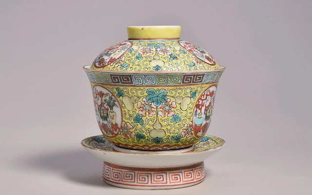 The Evolution of Chinese Tea Sets: Tracing the History and Culture of Tea in China