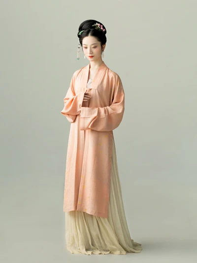 Rediscovering the Beauty of Song Dynasty Hanfu Matching