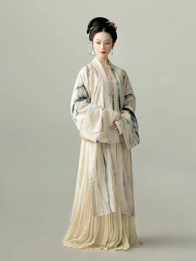 Rediscovering the Beauty of Song Dynasty Hanfu Matching