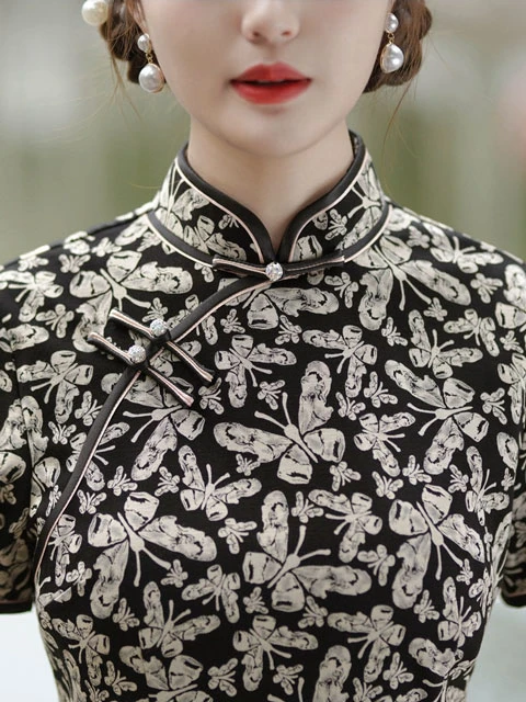 Chinese Cheongsam Lapel Forms: Characteristics and Occasions to Wear Them