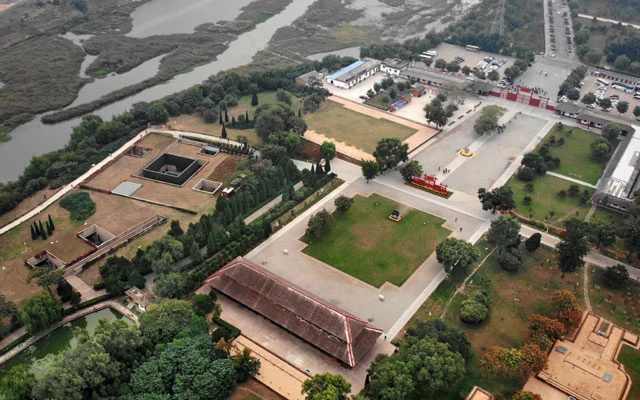 Discovering the Magnificence of Yinxu - the Royal Site of the Shang Dynasty