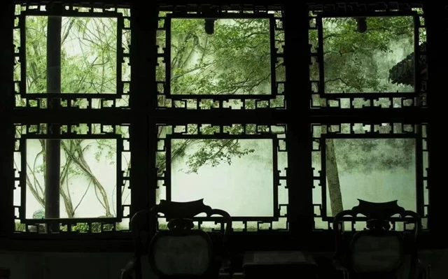 Contrasting the Style and Essence of Chinese Garden in Hangzhou, Suzhou, and Yangzhou