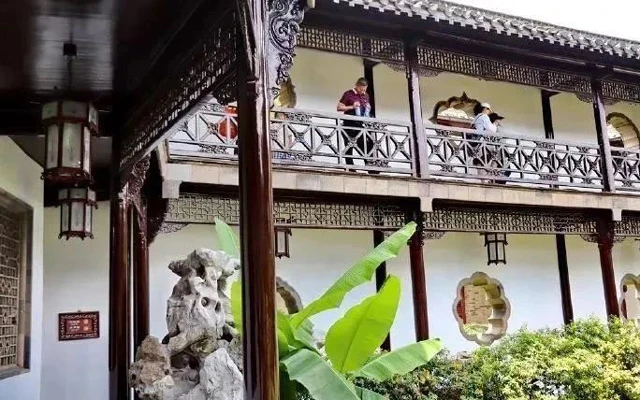 Contrasting the Style and Essence of Chinese Garden in Hangzhou, Suzhou, and Yangzhou