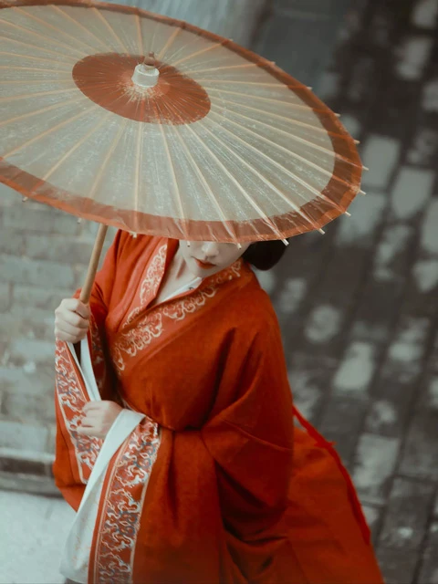 Unveiling the Traditional Hanfu Warring States Robe