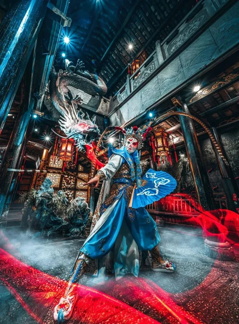 Exploring the Artistry of Wang Sibo - the Pioneer of Chinese Light Painting