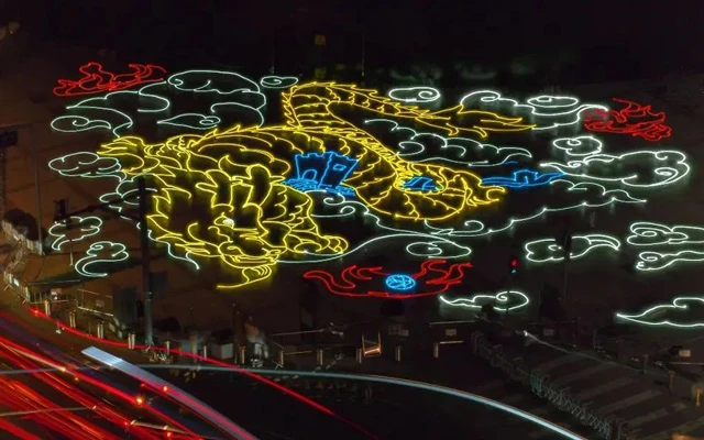 Exploring the Artistry of Wang Sibo - the Pioneer of Chinese Light Painting