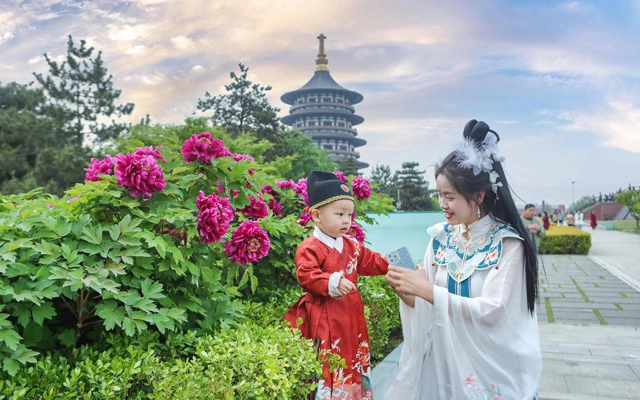 From Screen to Street: Exploring the Impact of Cdramas on China City Cultural Tourism