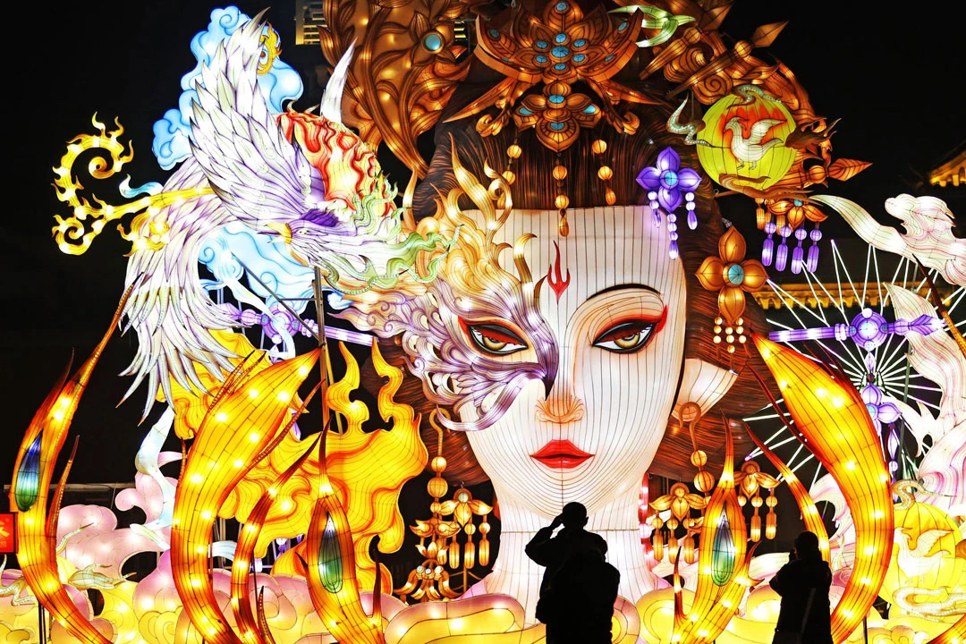 Summer Consumption Trends in China's Cultural Capitals