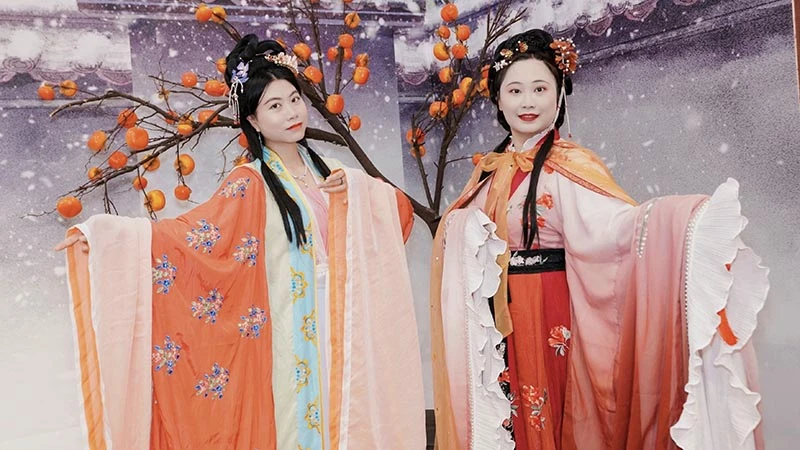 The Latest Hanfu Trend in Modern China