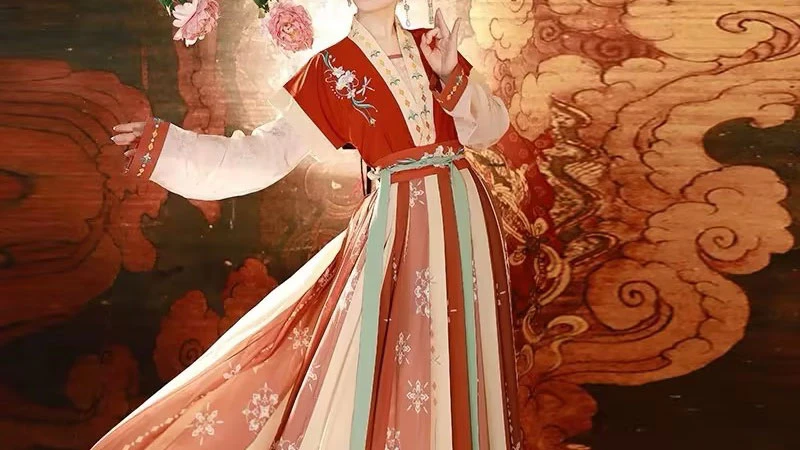 8 Perfect Gift Choices for Chinese Culture Lovers