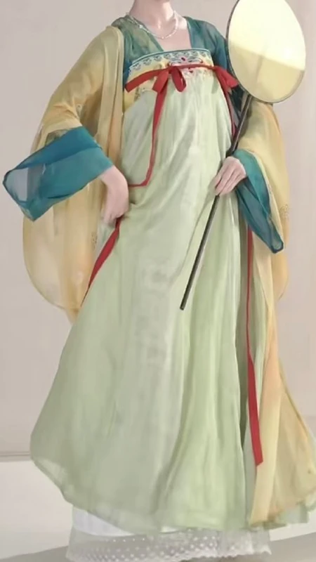 How Hanfu is Shaping Modern Trends in 2024