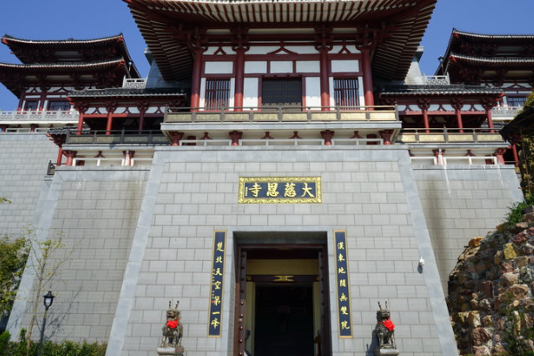 Top 10 Famous Temples in Hubei