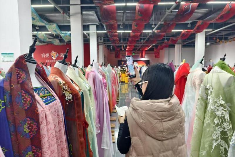 caoxian hanfu
