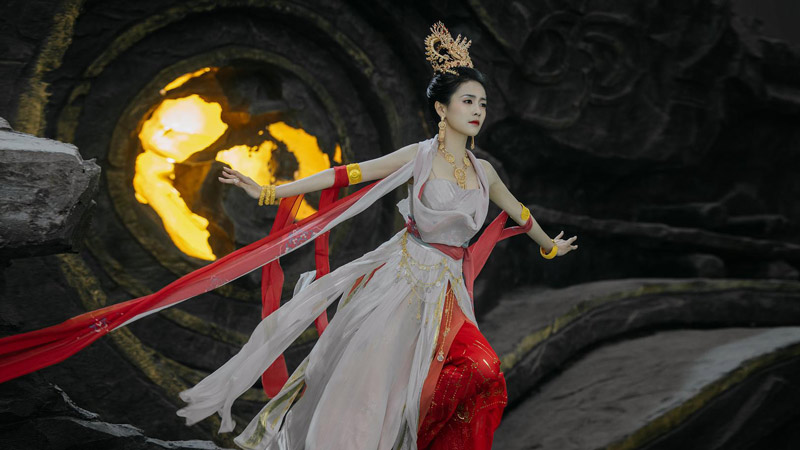 Till the End of the Moon: Kill Her Fated Lover