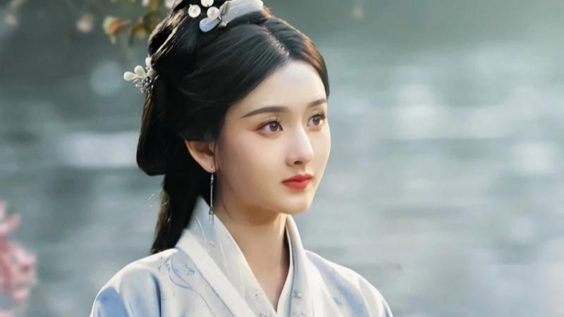 The Prisoner Of Beauty: How a Historical Romance Cracked the Code