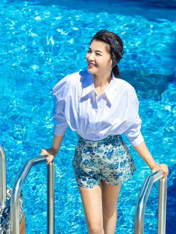 Song Hye-kyo and Liu Tao: Summer Fashion in White