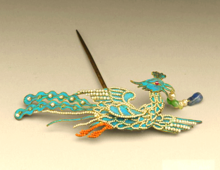 Hairpin and Buyao Crafts Go Viral on Douyin