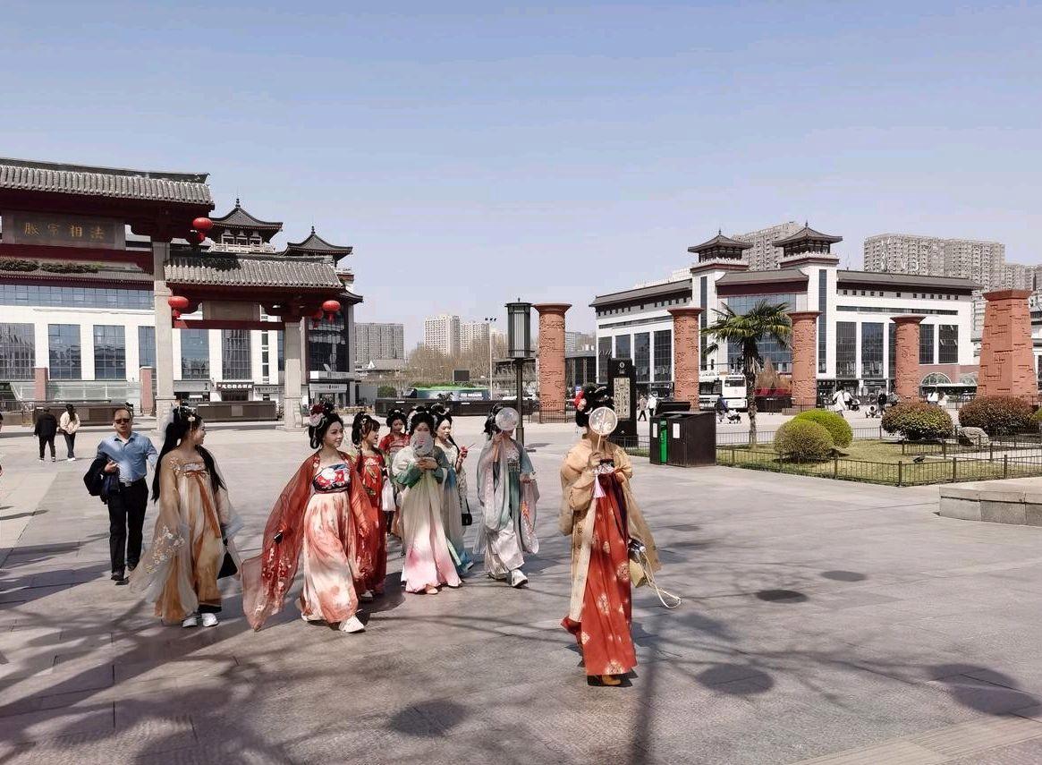 Xi'an Hanfu Experience Guide for 2026