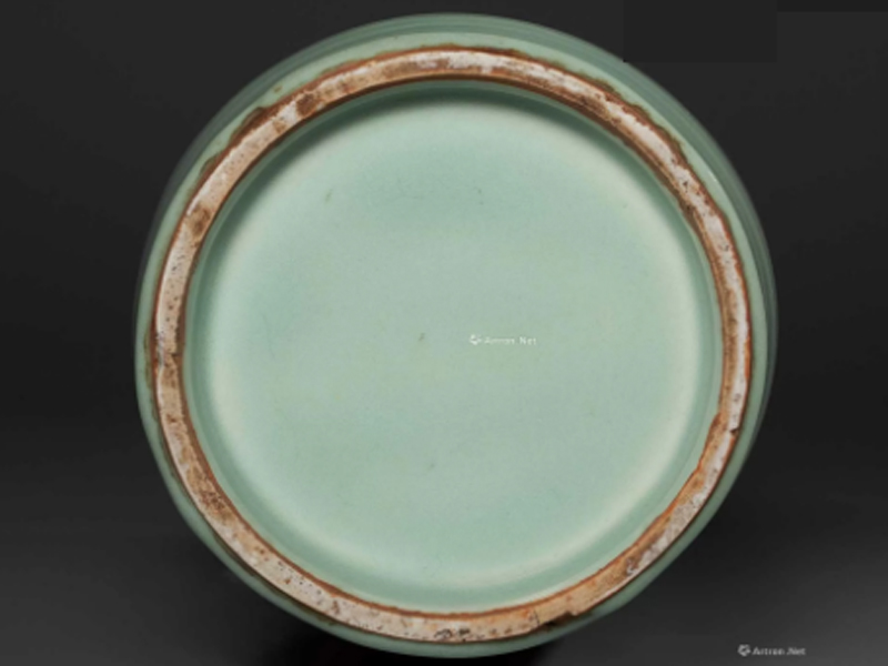 What Makes Longquan Celadon the King of Green Porcelain?