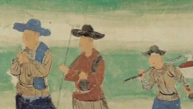 Ding Yuxi’s Ming Large Hat in When the Flowers Bloom