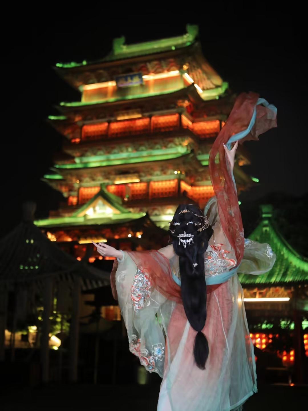 8 China's Ancient-Style Photo Spots for Hanfu Travel