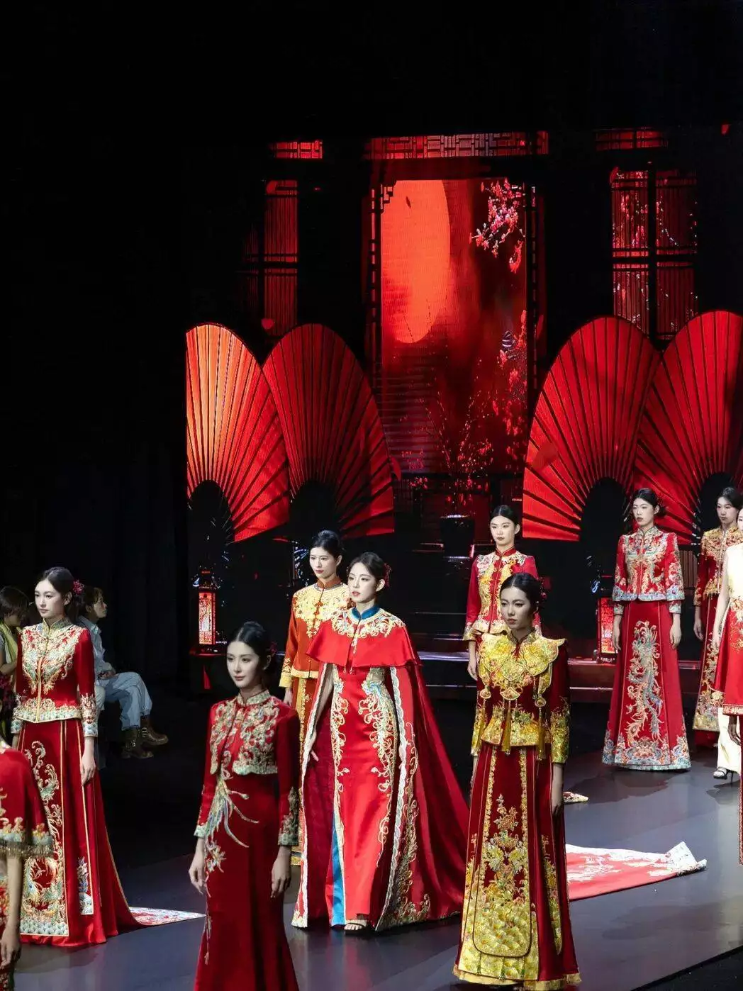 2026SS Wedding Fashion Show Debuts at Sanya Bridal Week