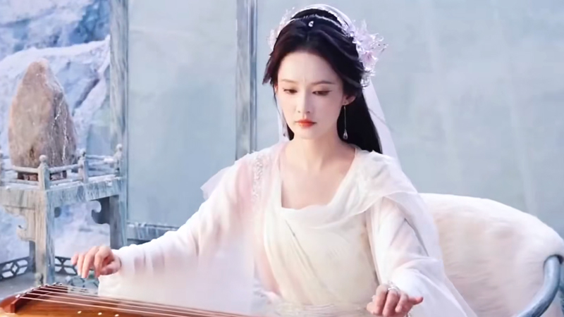 Song Gaitou Behind Li Qin’s Bridal-Style Veil